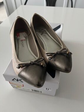 Anne Klein Sport Taupe Pointed Toe Ballet Flats with Bow Box included
